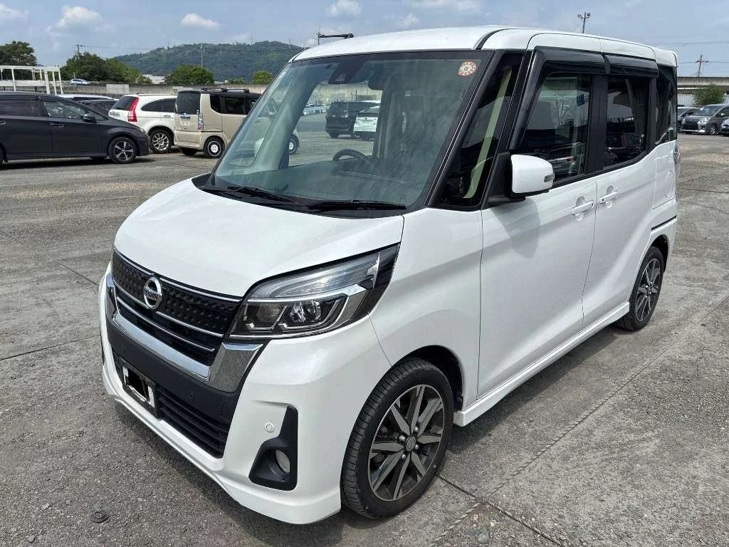 Nissan Dayz Roox B21A 2019